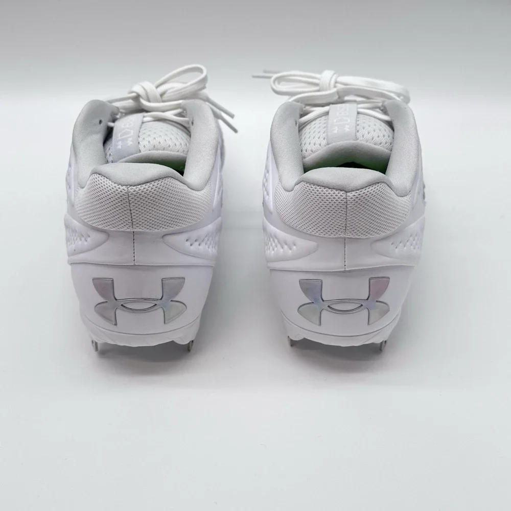 Size 8M- Under Armour UA Hovr Basebal Cleats Microtips , White Shoes